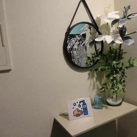 Апартаменты La Ruta De Luces De *